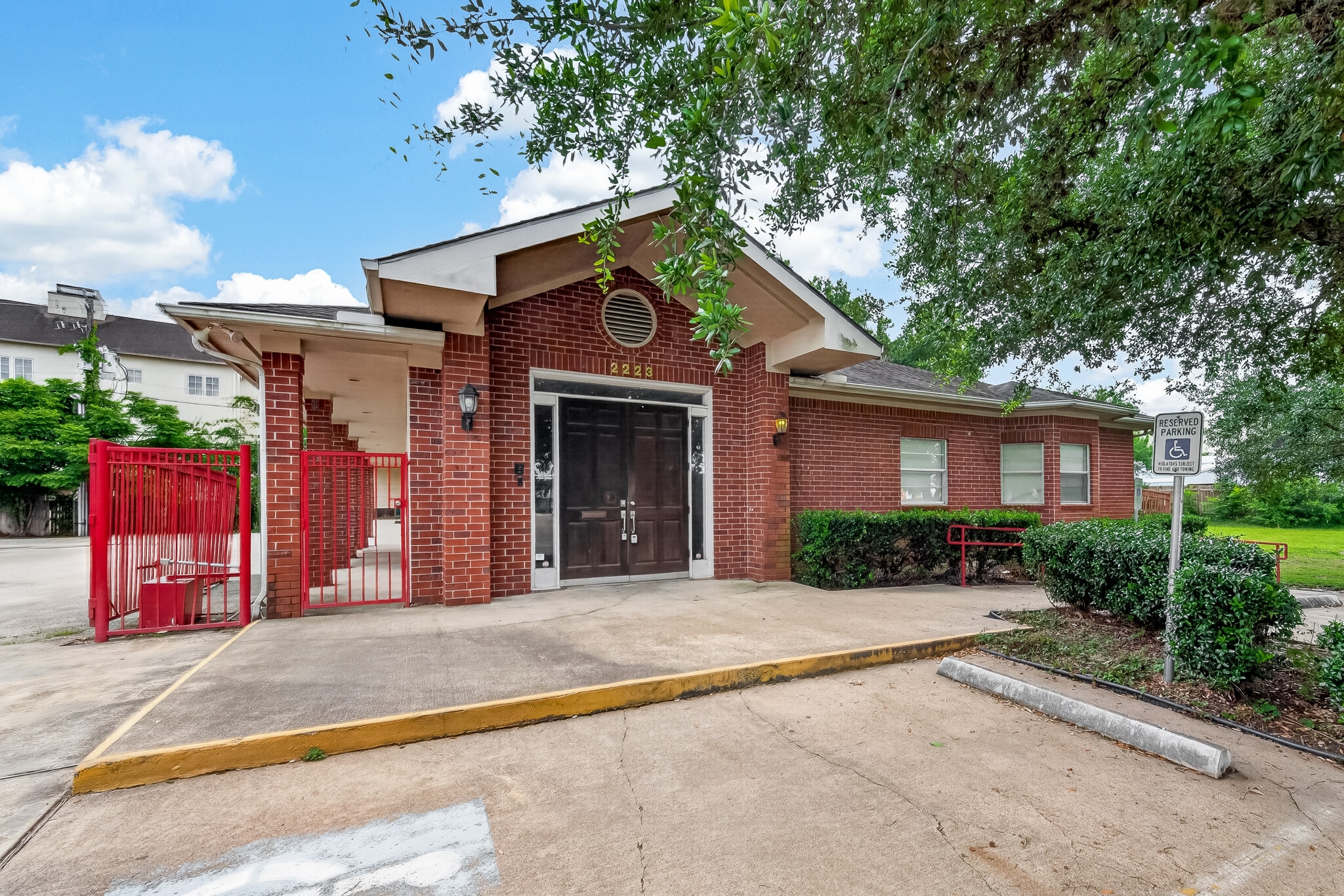 2223 Dorrington St, Houston, TX for Rent