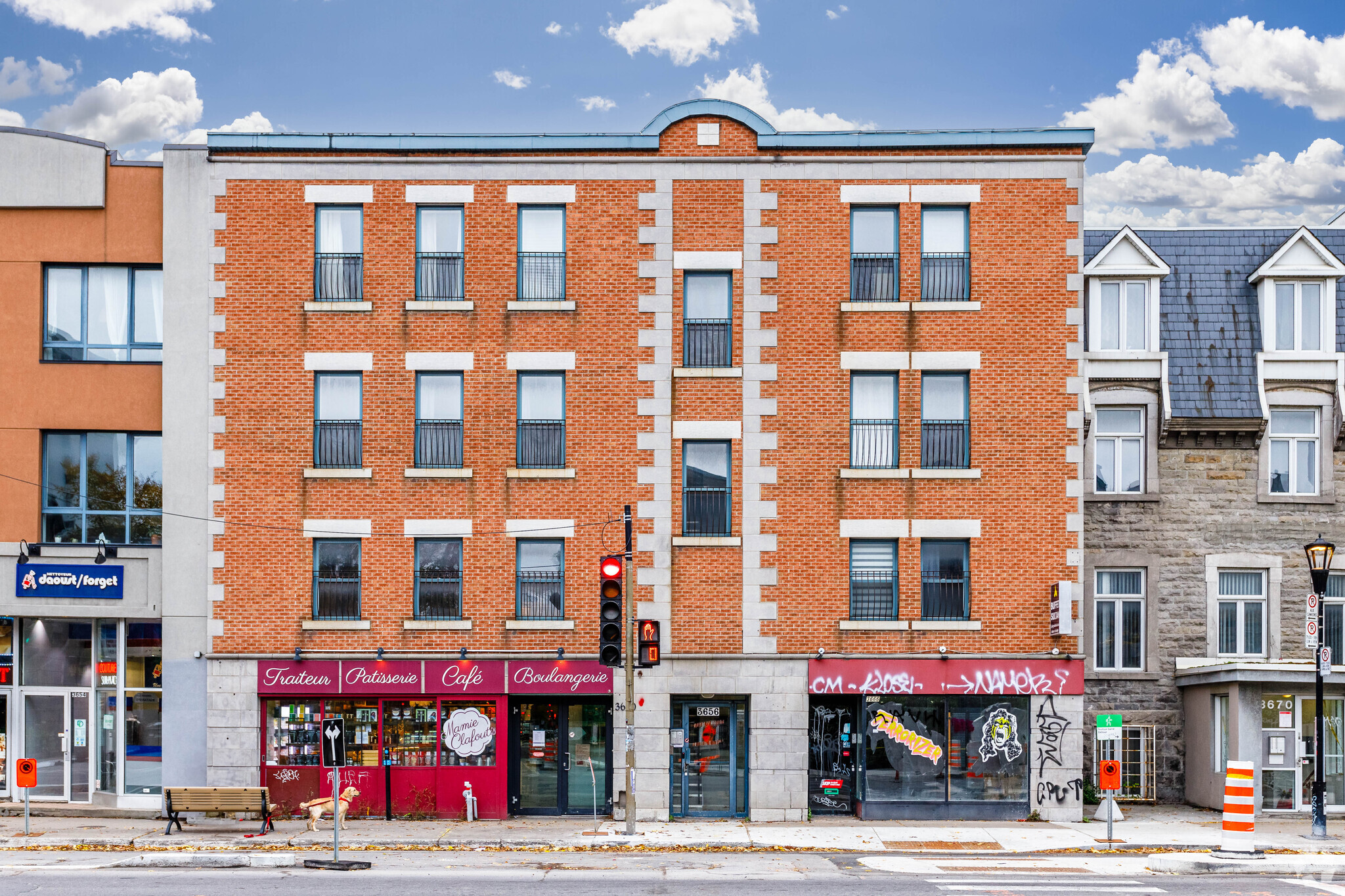 3656-3666 Rue Saint-Denis, Montréal, QC for Rent