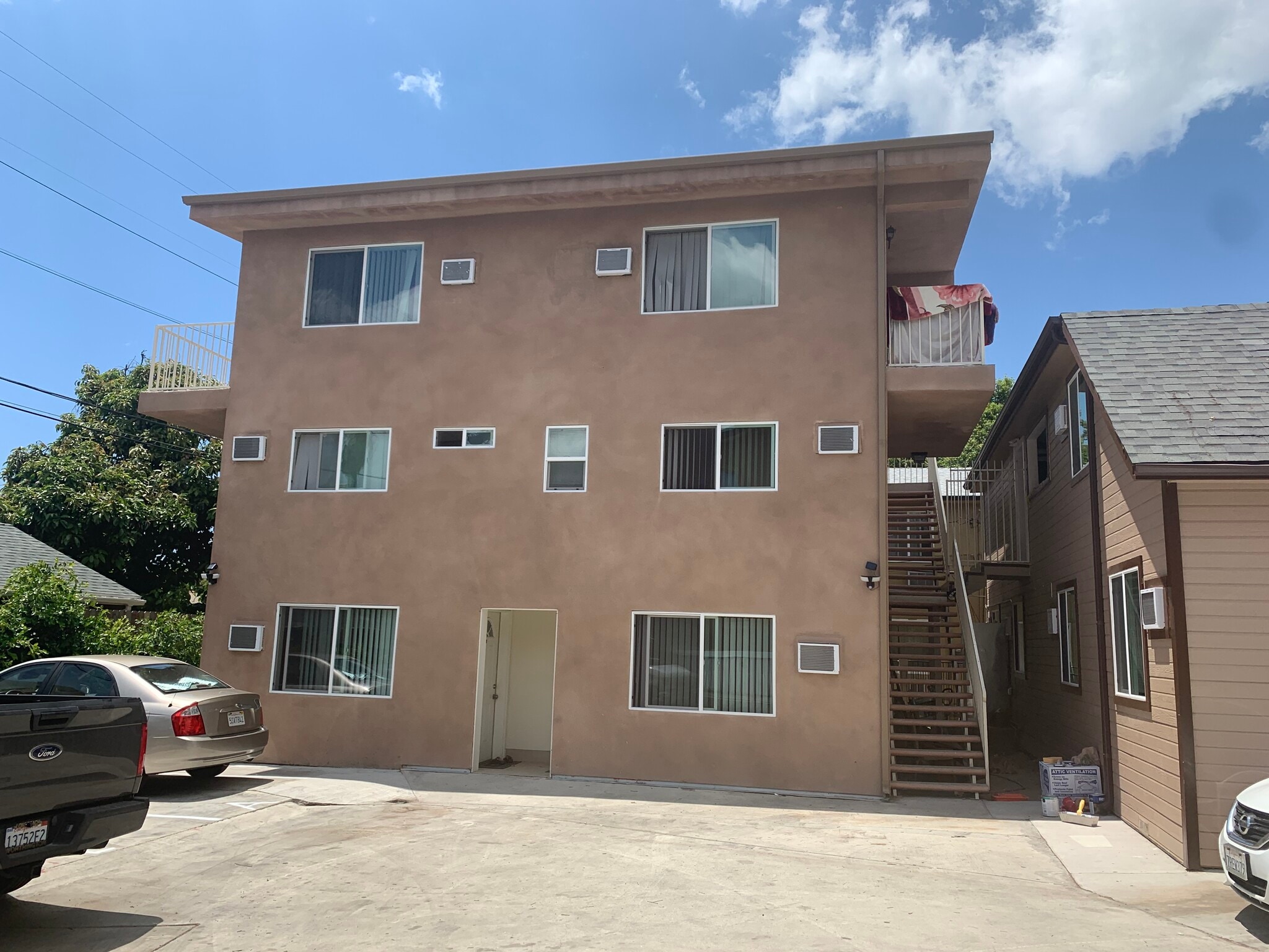 1344 E Broadway, Glendale, CA for Sale