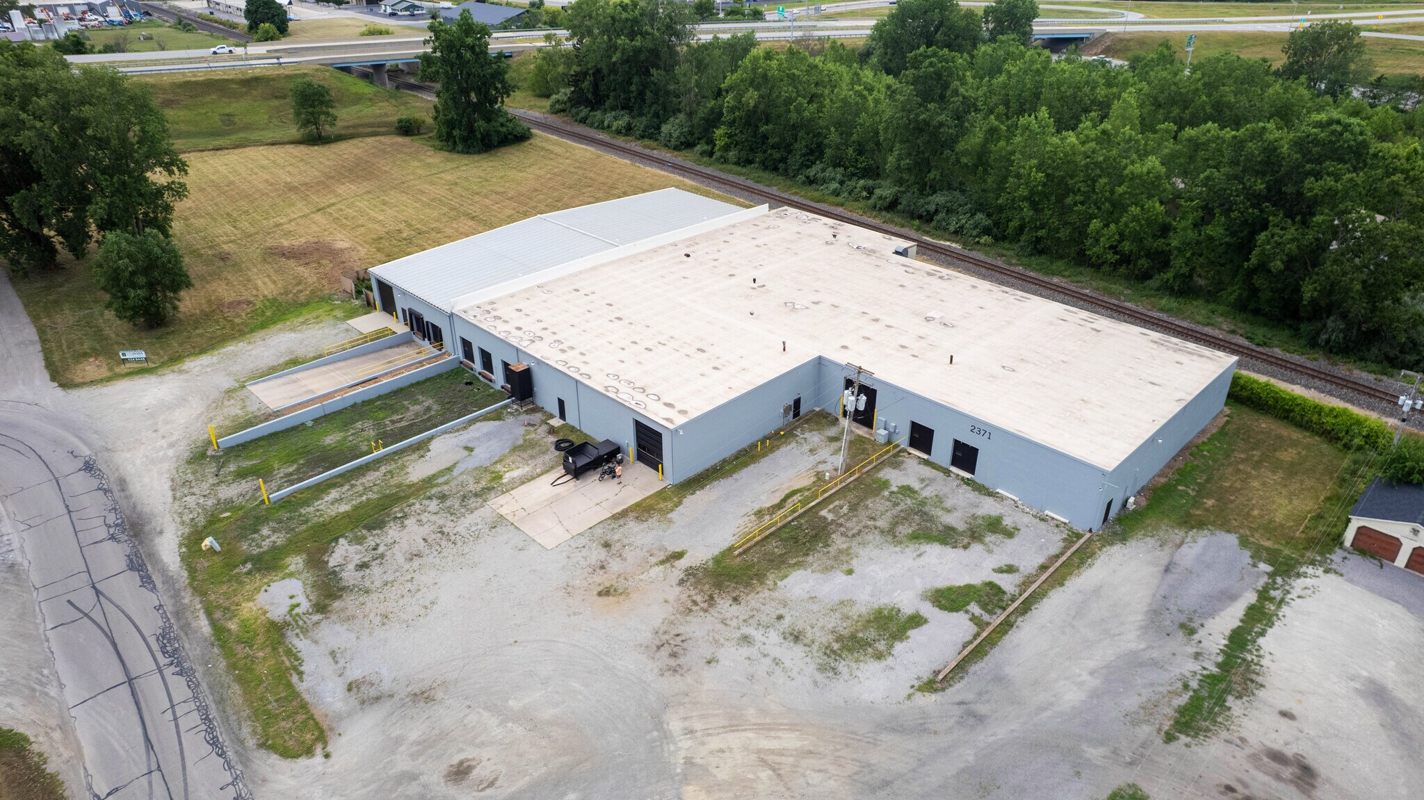 2371 N Rainbow Dr, Warsaw, IN for Rent