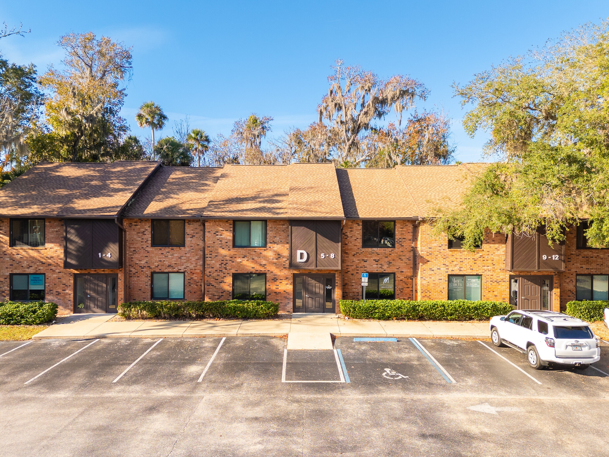 555 W Granada Blvd, Ormond Beach, FL for Sale