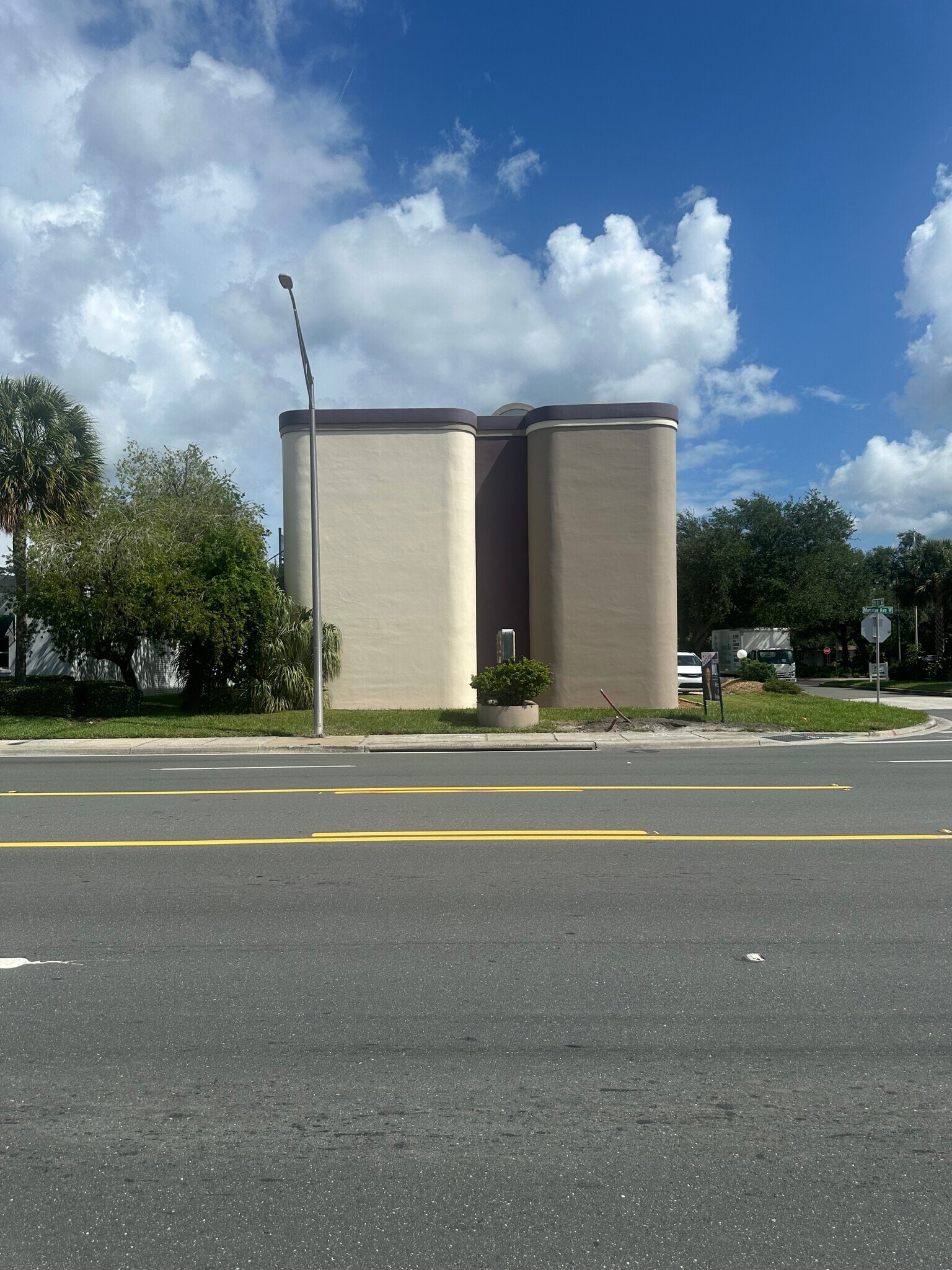 2904 Manatee Ave, Bradenton, FL for Sale