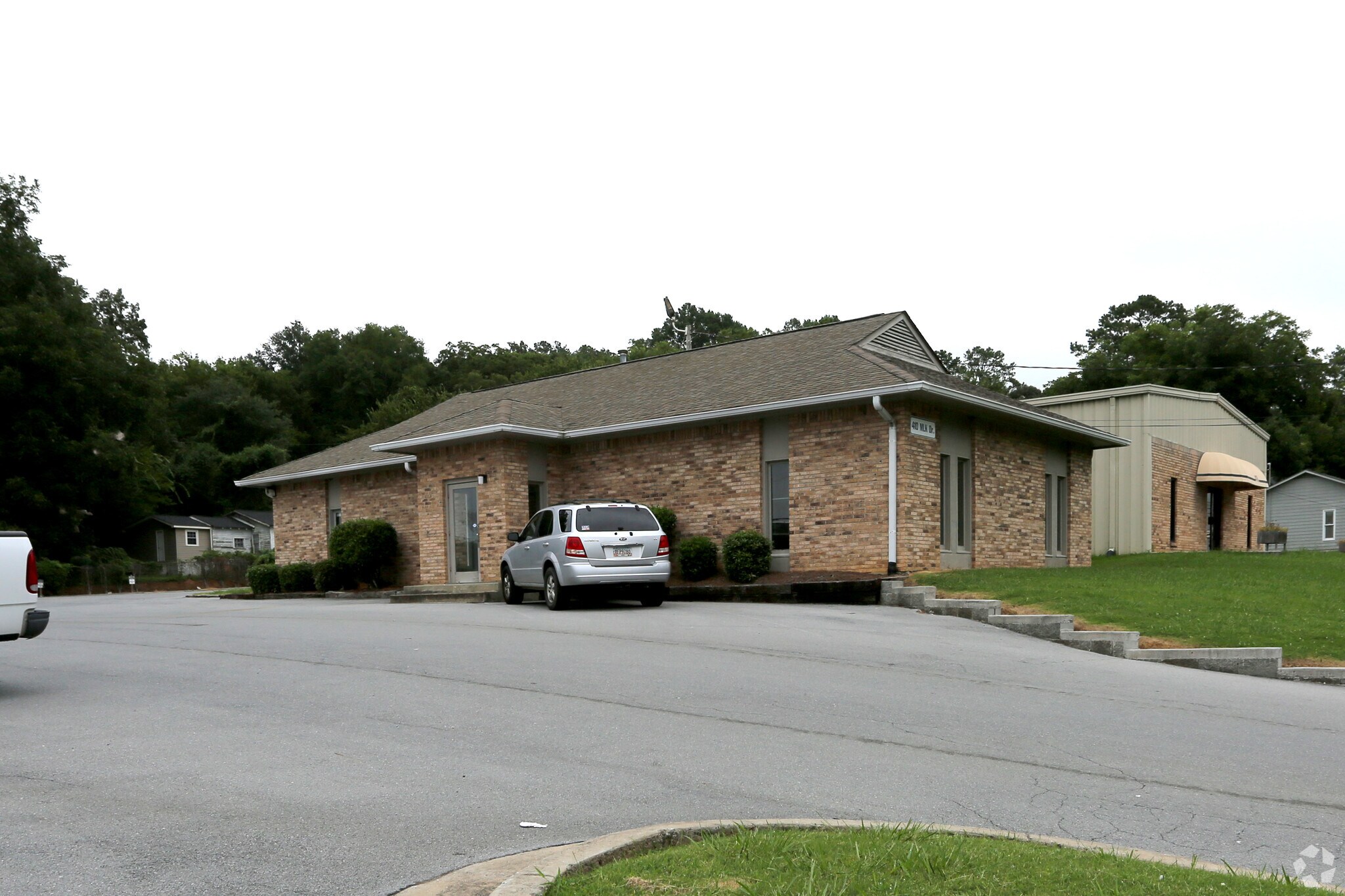410 Martin Luther King Jr Dr Cartersville, GA 30120 Office Property