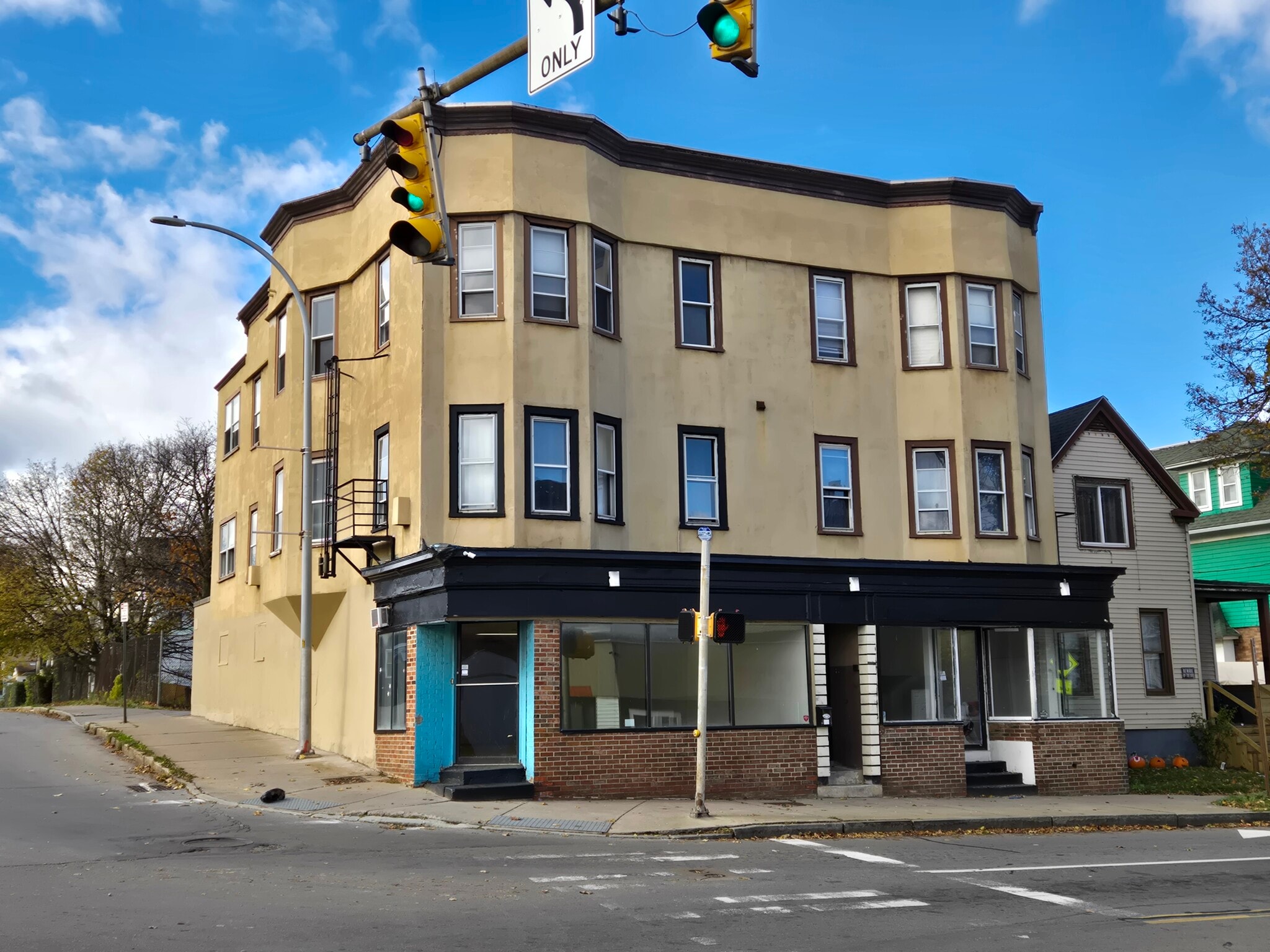 511-515 Dewey Ave, Rochester, NY for Sale