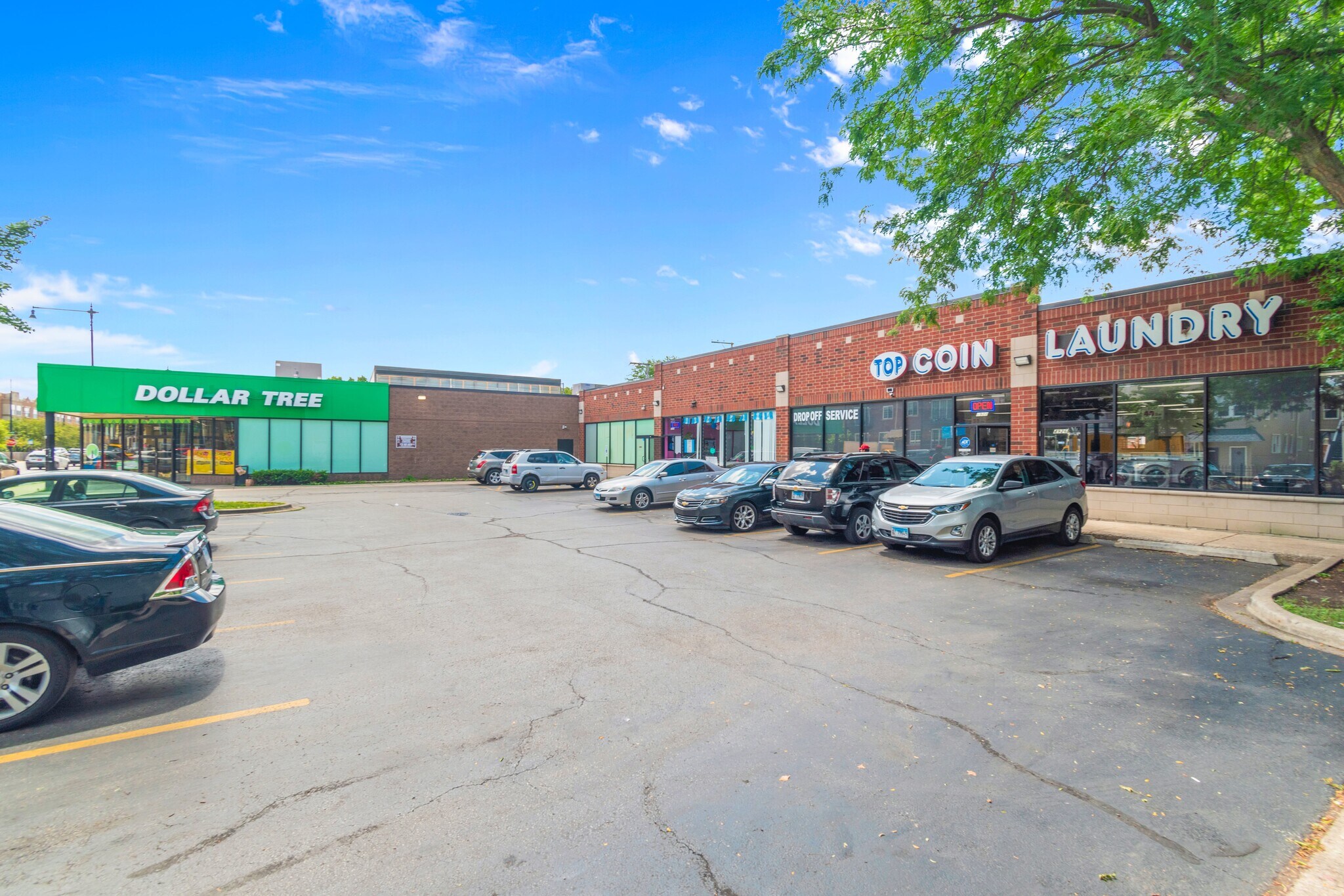 4916-4926 N Pulaski Rd, Chicago, IL for Rent
