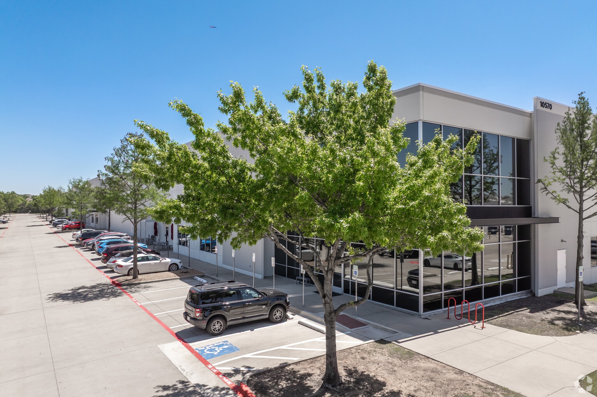 10570 John W Elliott Dr, Frisco, TX for Rent