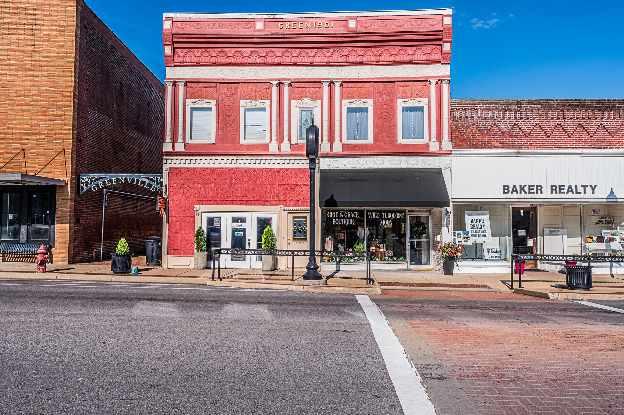 123 S Main St, Greenville, KY for Sale