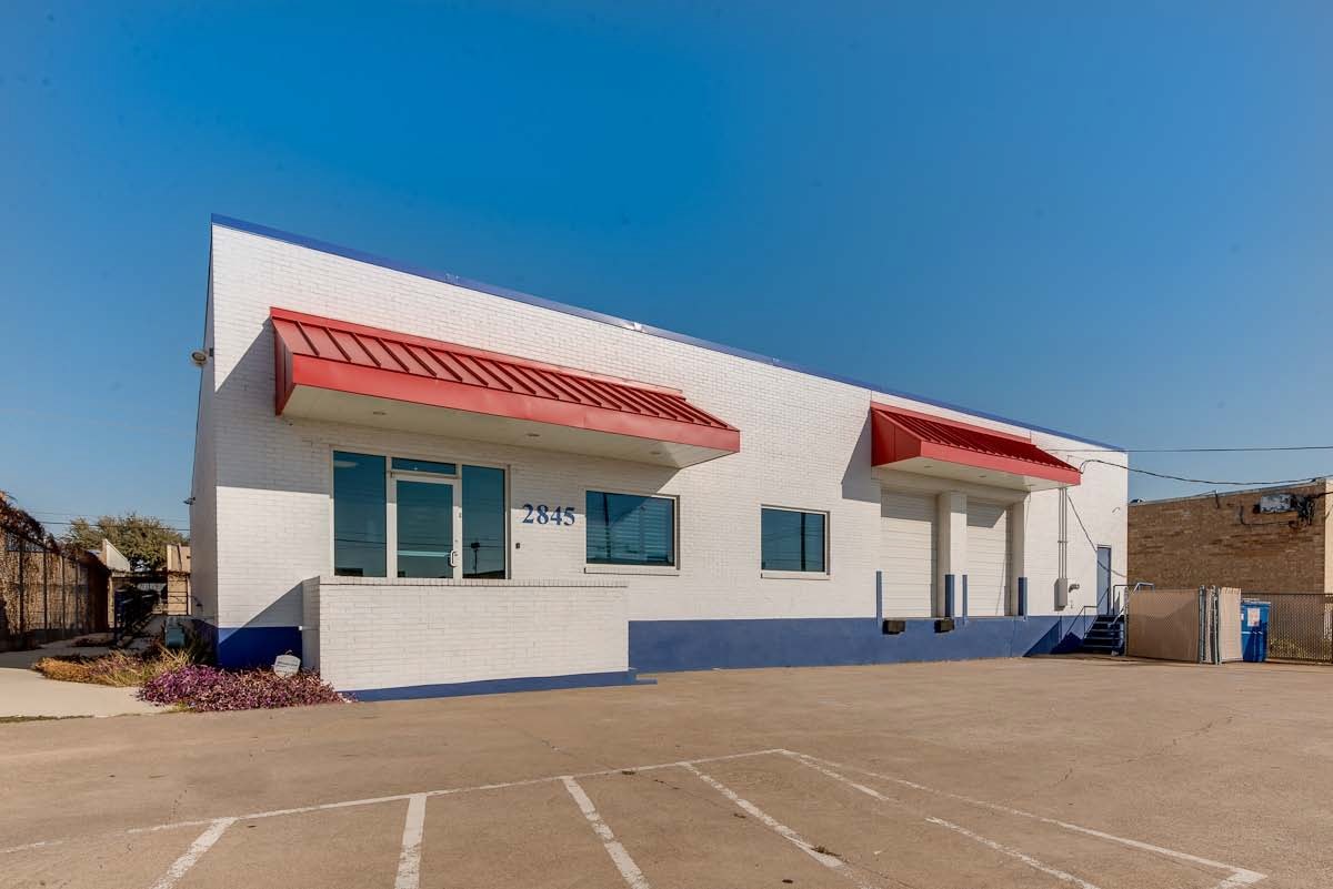 2845 Ladybird Ln, Dallas, TX for Sale