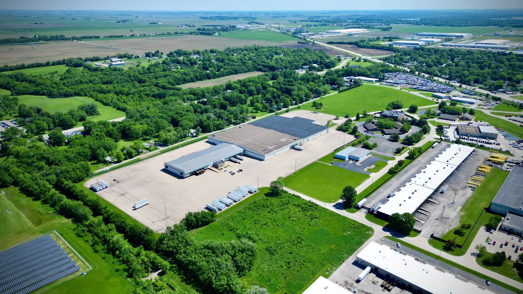 2380 E Millikin Pky, Decatur, IL for Rent