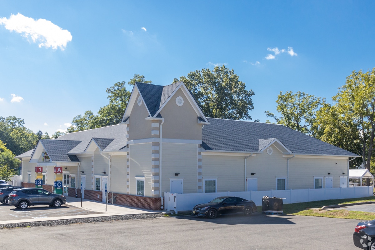 94 Broad St, Eatontown, NJ for Sale