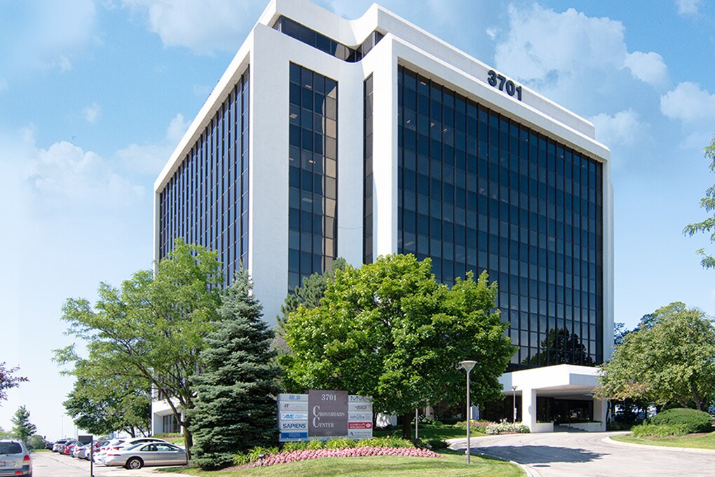 3701 Algonquin Rd, Rolling Meadows, IL for Rent